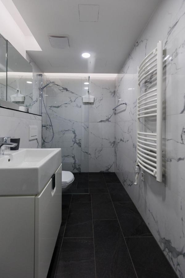 Villa Bauhaus Wellness Apartman 102 شيوفوك المظهر الخارجي الصورة